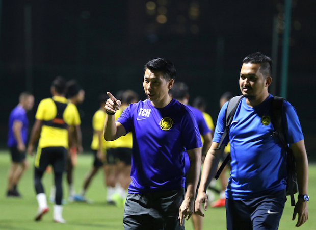 hlv-tan-khang-dinh-vff-gay-kho-de-cho-dt-malaysia-1