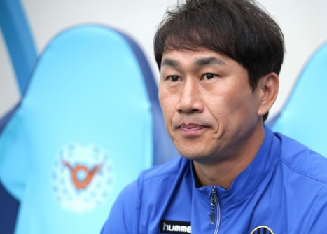 hlv-yoo-sang-chul-chua-muon-cong-phuong-ra-san-1
